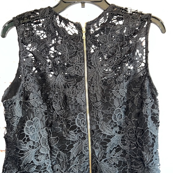 Nanett Lepore M black lace tank zipper back lined NWT high neck lined - Picture 6 of 9